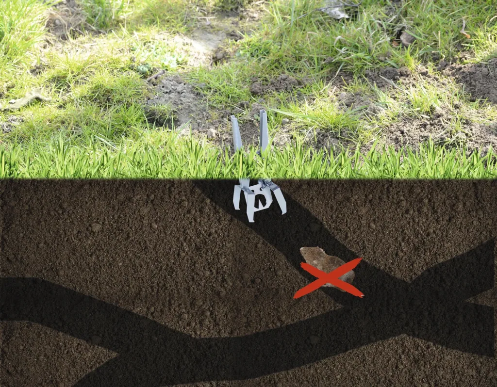 Vole pincer trap