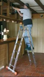 Jointed double ladder aluminum 2 x 6 rung ladder