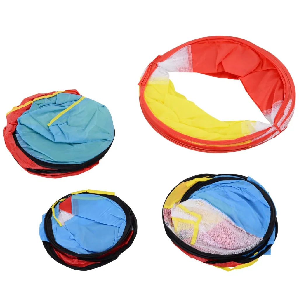 Pop-up play tent for children