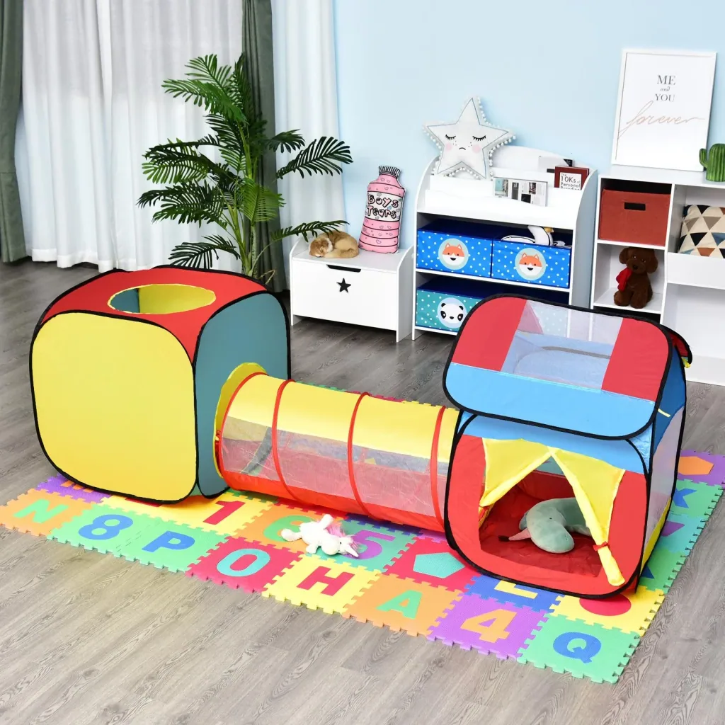Pop-up play tent for children