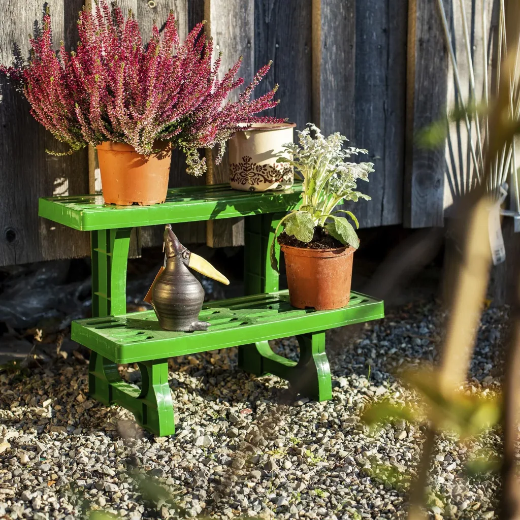 2-tier planting bench