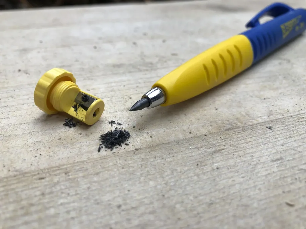 Mechanical pencil + deep hole marker graphite, including 6 leads