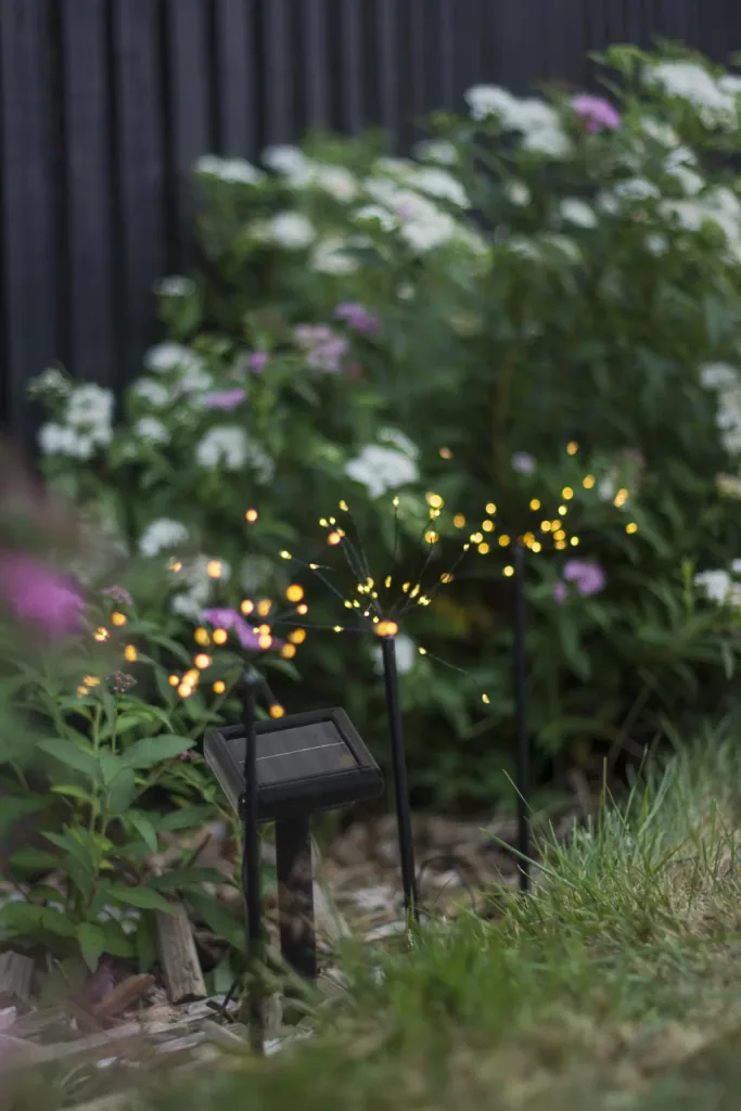 Solar rod "Firework" with 90 warm white LEDs in a set of 3