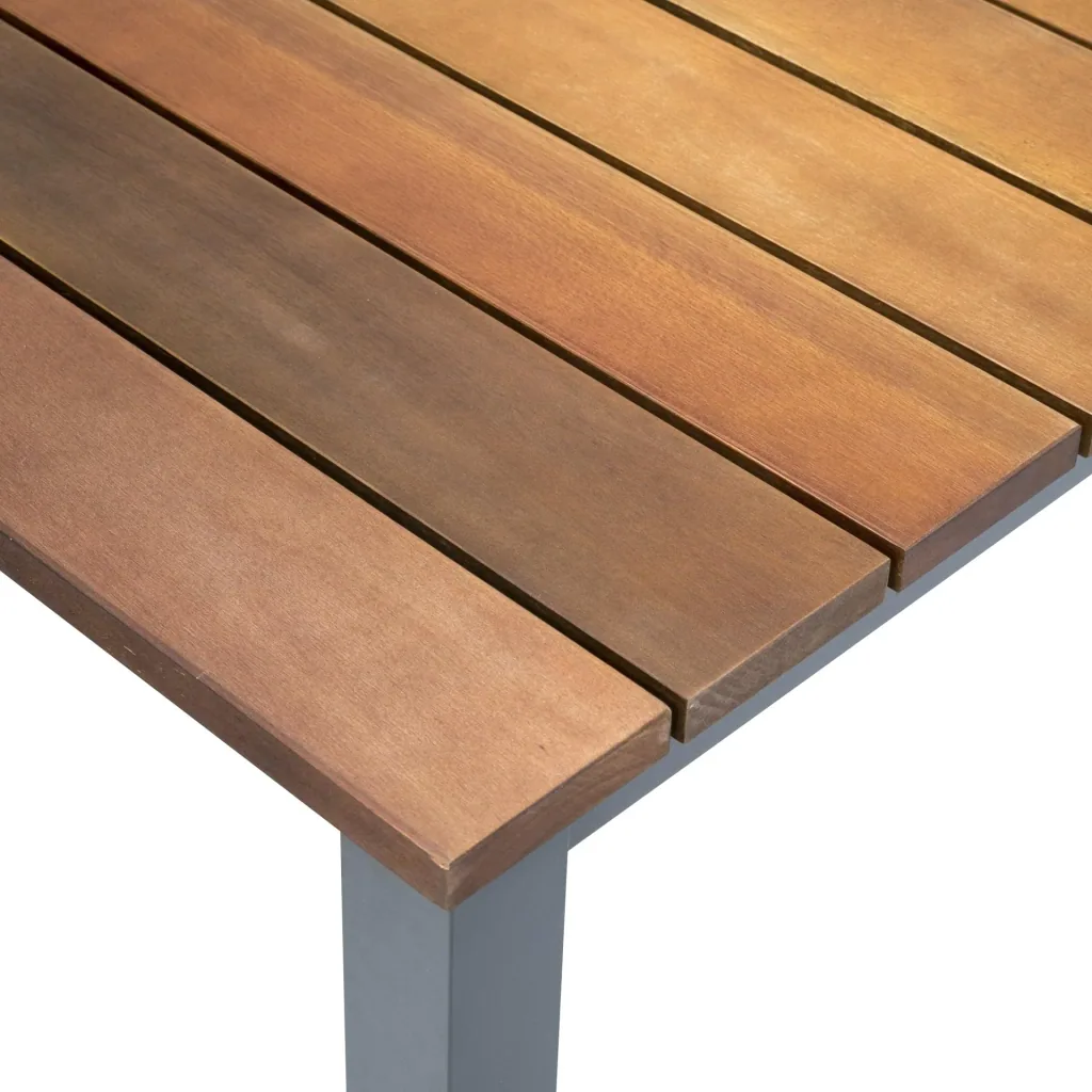 Garden wooden table "Mackay"    