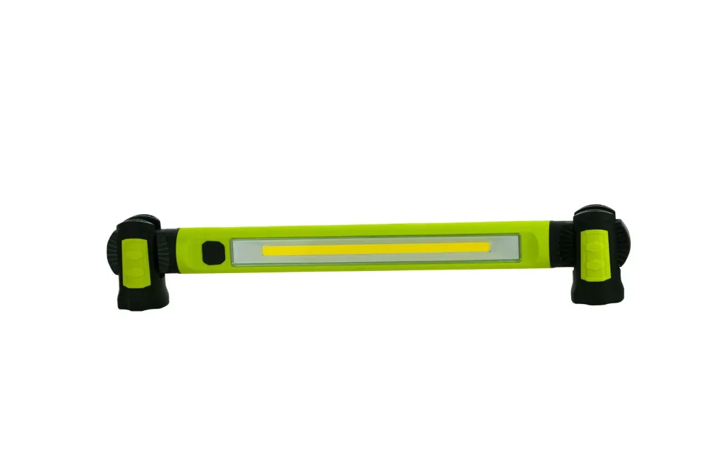 10 Watt multi-position battery light, 1000 lumens