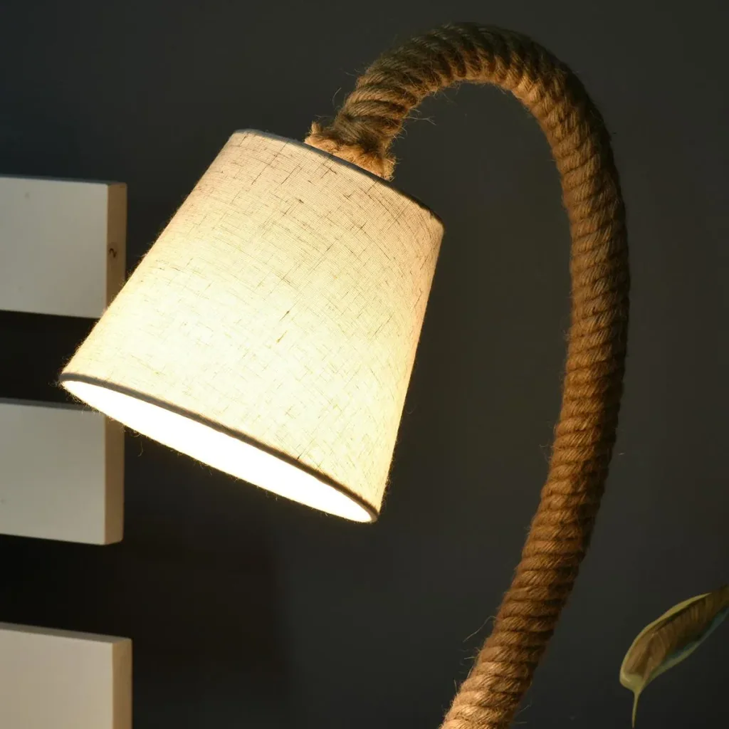 Table lamp with hemp rope base beige
