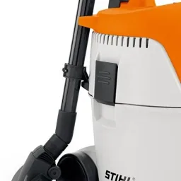 Wet and dry vacuum cleaner SE 62