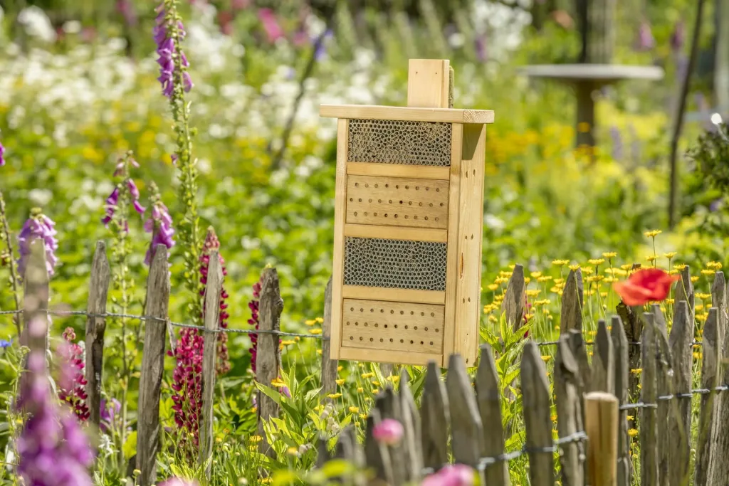 Wild Gardener's Joy Bee House