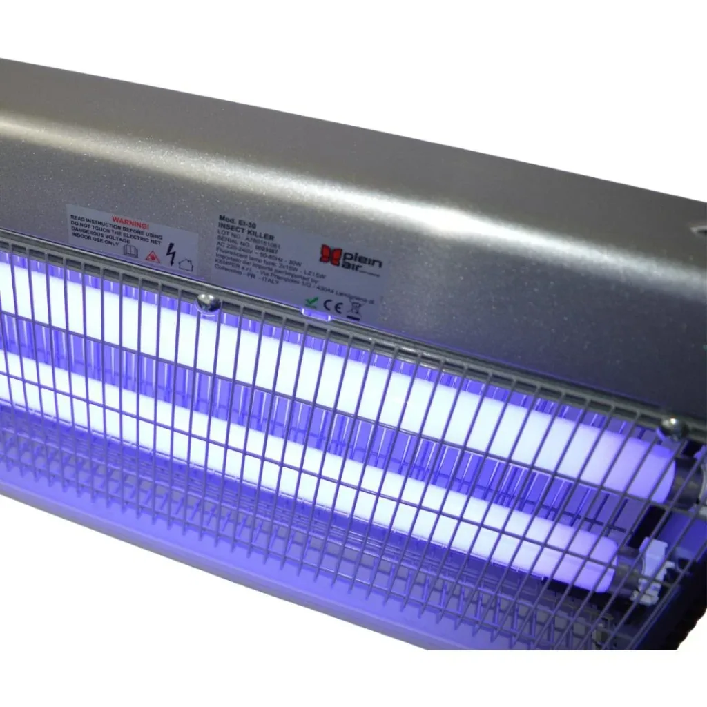 Insect lamp - 2 bulbs - 15W - 3000V - With removable drip tray