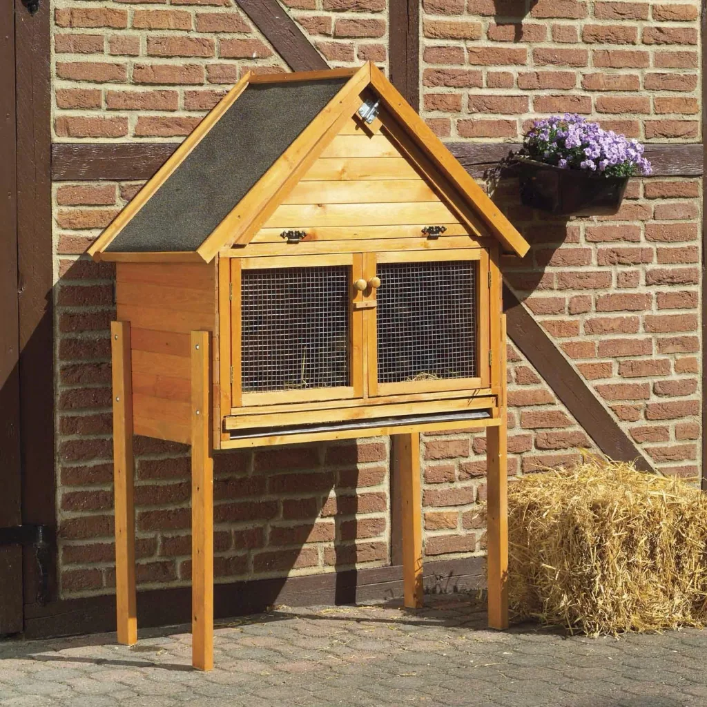 Small animal stable "Susi" with pitched roof