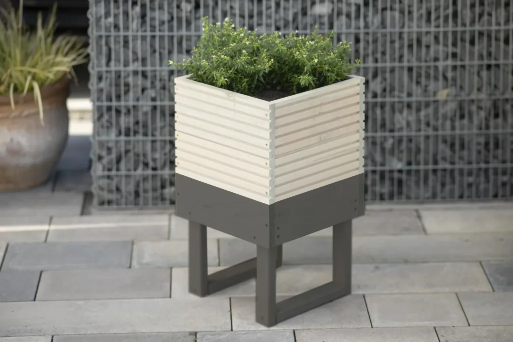 Planter Kathleen