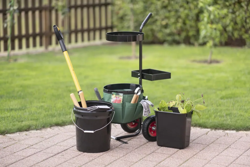 Tuinwagen Universal, 56×40×104 cm, Zwart/Groen – met twee containers en gereedschapstas