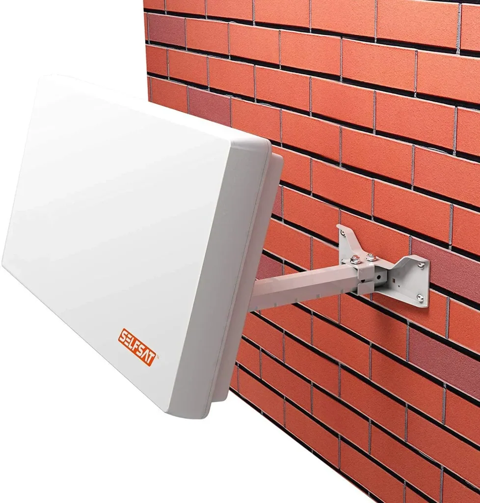 Sat flat antenna with single LNB