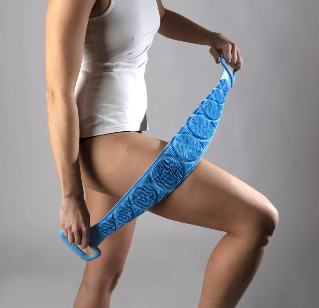 3-in-1 massage back brush