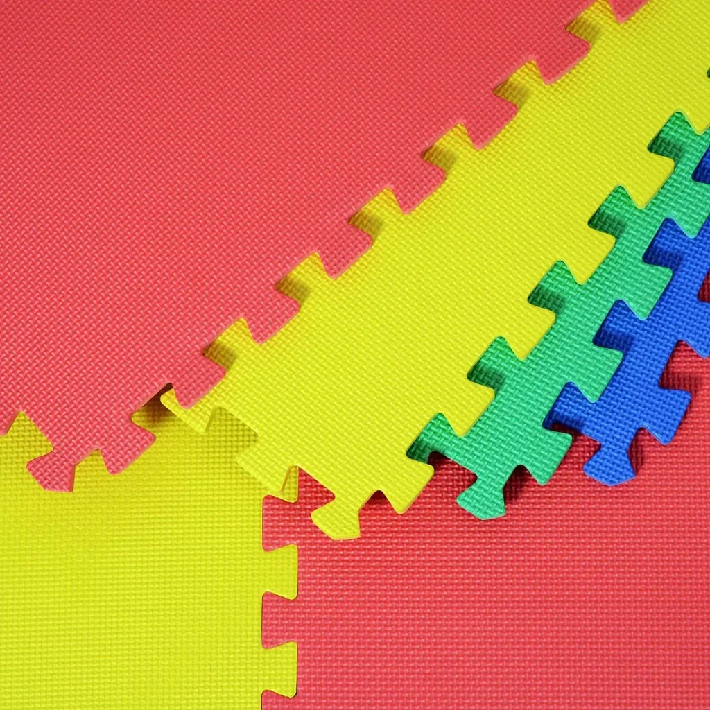 Puzzle mat as an 8-piece set
