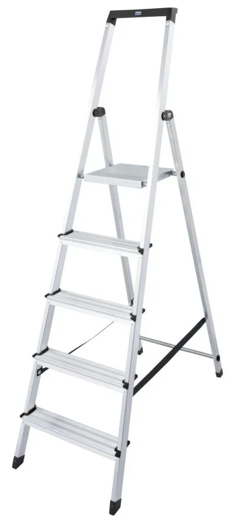 Stepladder with 4 steps plus platform