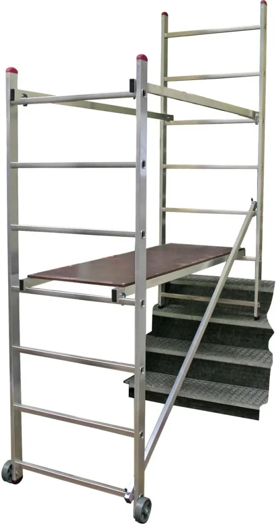 SMALL SCAFFOLDING, WORKING HEIGHT 3.00 M