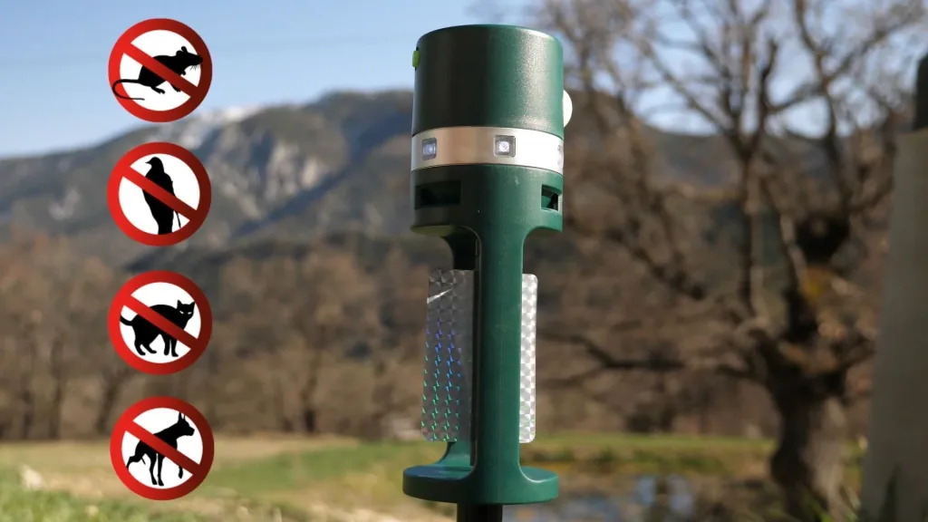 Zonne-energie universele dierenschrik "360° + reflector"