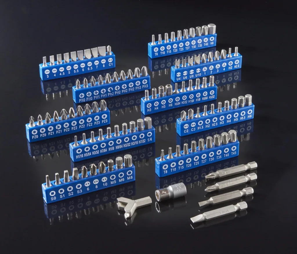 Socket and bit set 132 pieces