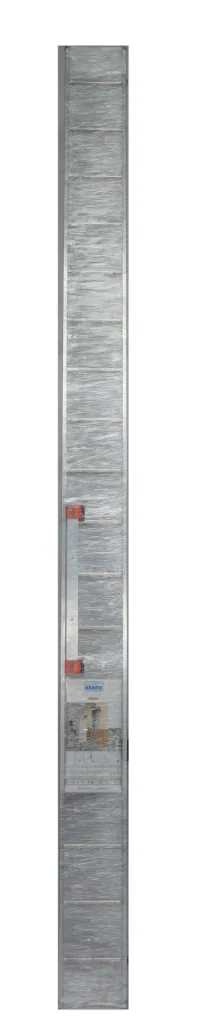 Aluminum leaning ladder, 18 rungs