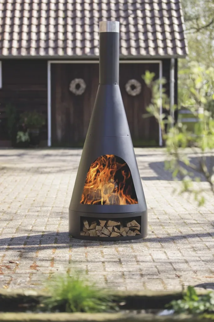 Kingston XL outdoor fire pit