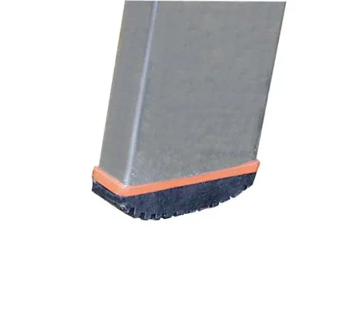 Aluminum leaning ladder with 15 rungs