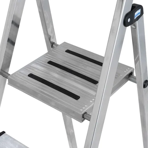 “SECURY” STEP LADDER 4 STEPS
