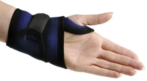 Universal wrist support
