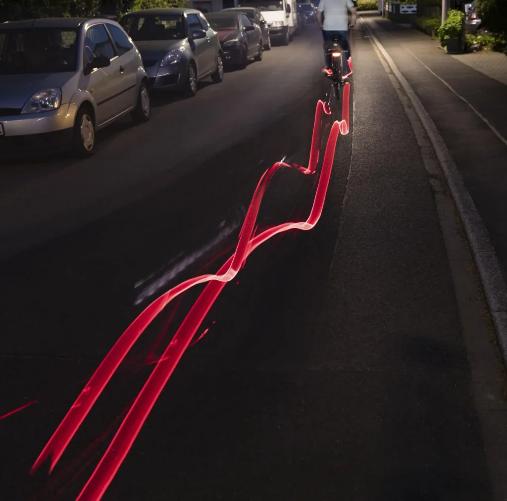 Luminous clips for shoes in a double pack, visibility in the dark