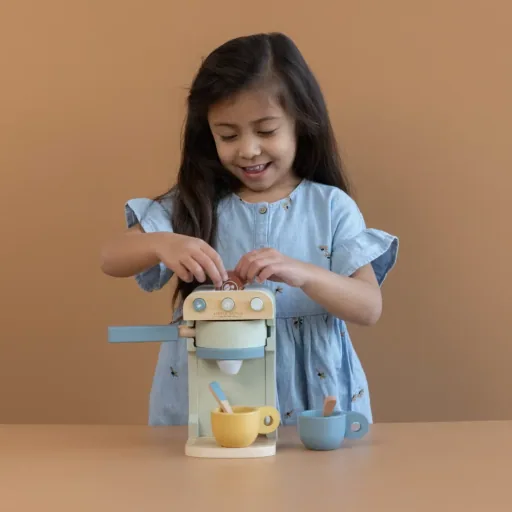 Little Dutch houten speelkeuken accessoires koffiezetapparaat
