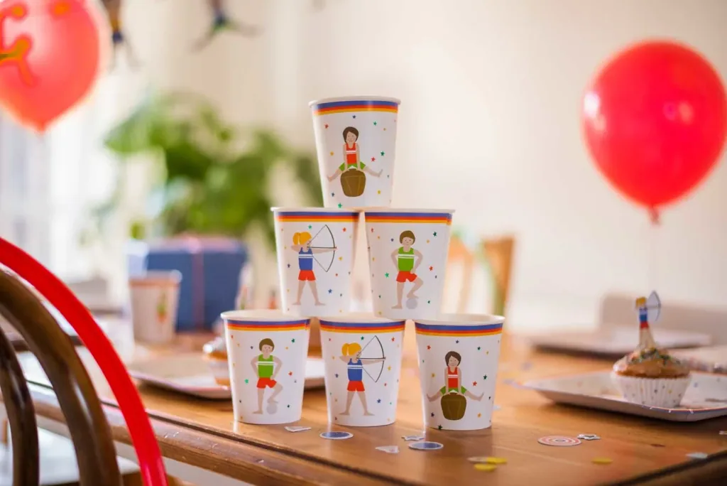 Ava & Yves Tafel Confetti Atleten