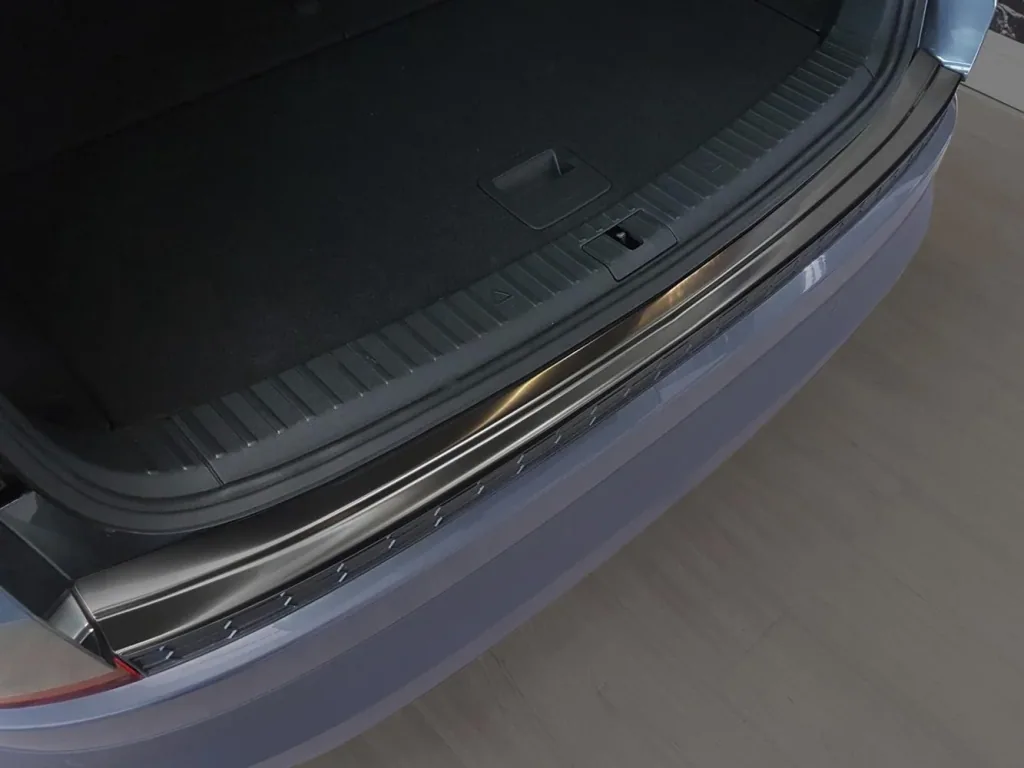 Stainless steel loading sill protector for Skoda Kodiaq Crossover - graphite / black, built from 2016>