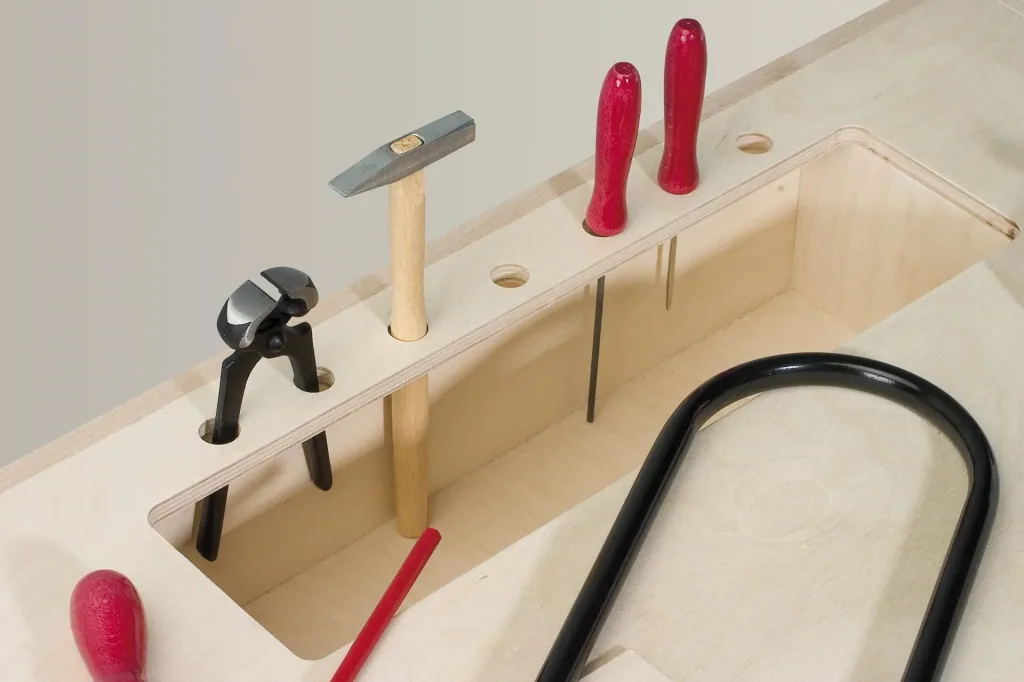 Quality workbench for children