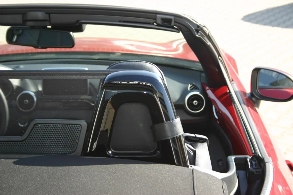 Wind deflector Mazda MX 5 type ND, built in 2016>