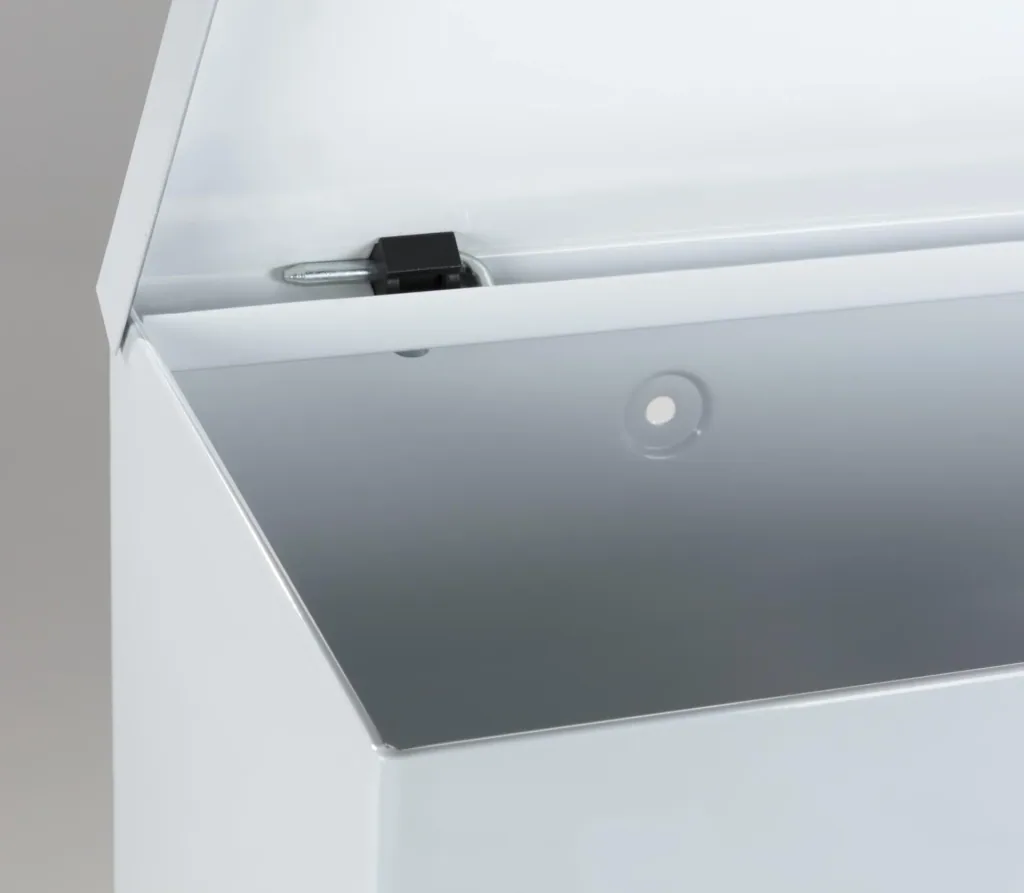 Metal storage box with locking device