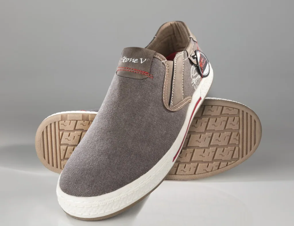 Slippers, Farbe sand, Gr.40