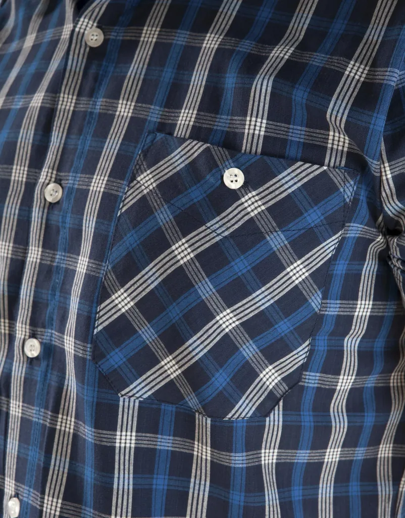 Casual shirt, short sleeve, checked design, color-sorted, size 39/40