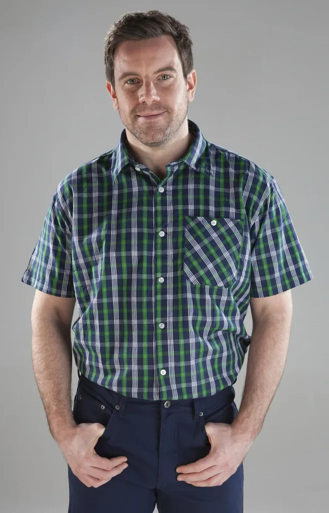 Casual shirt, short sleeve, checked design, color-sorted, size 39/40