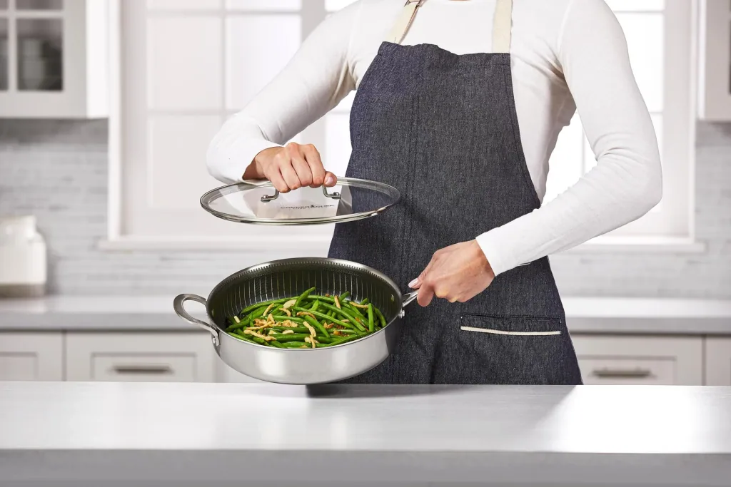 Titan Pan multi-pan, Ø 24 cm including recipe booklet