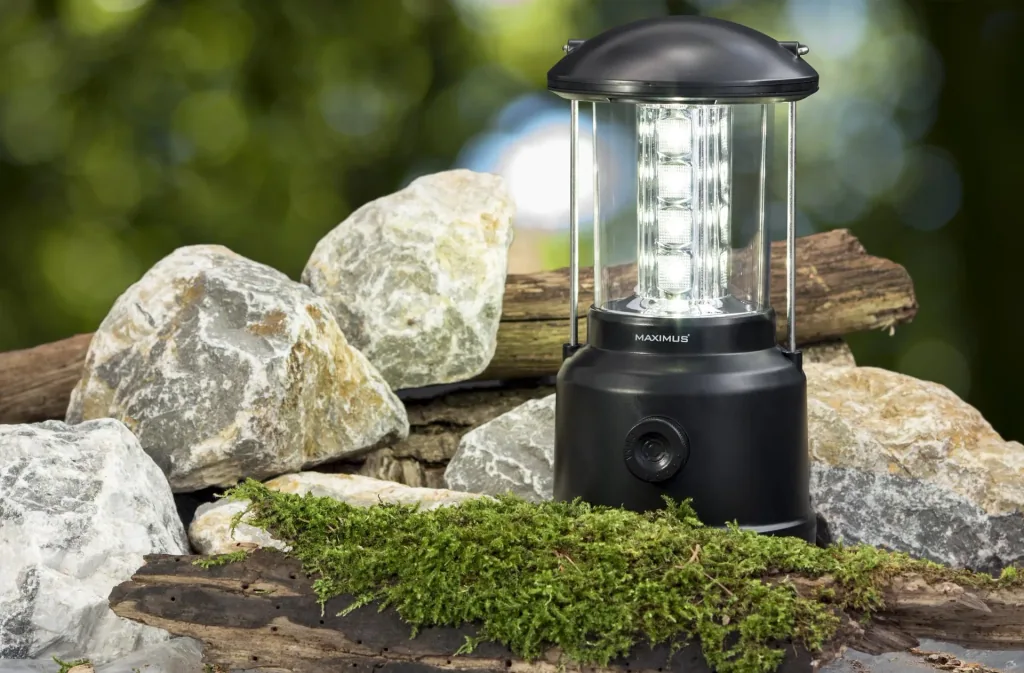 LED camping light with suspension, dimmable