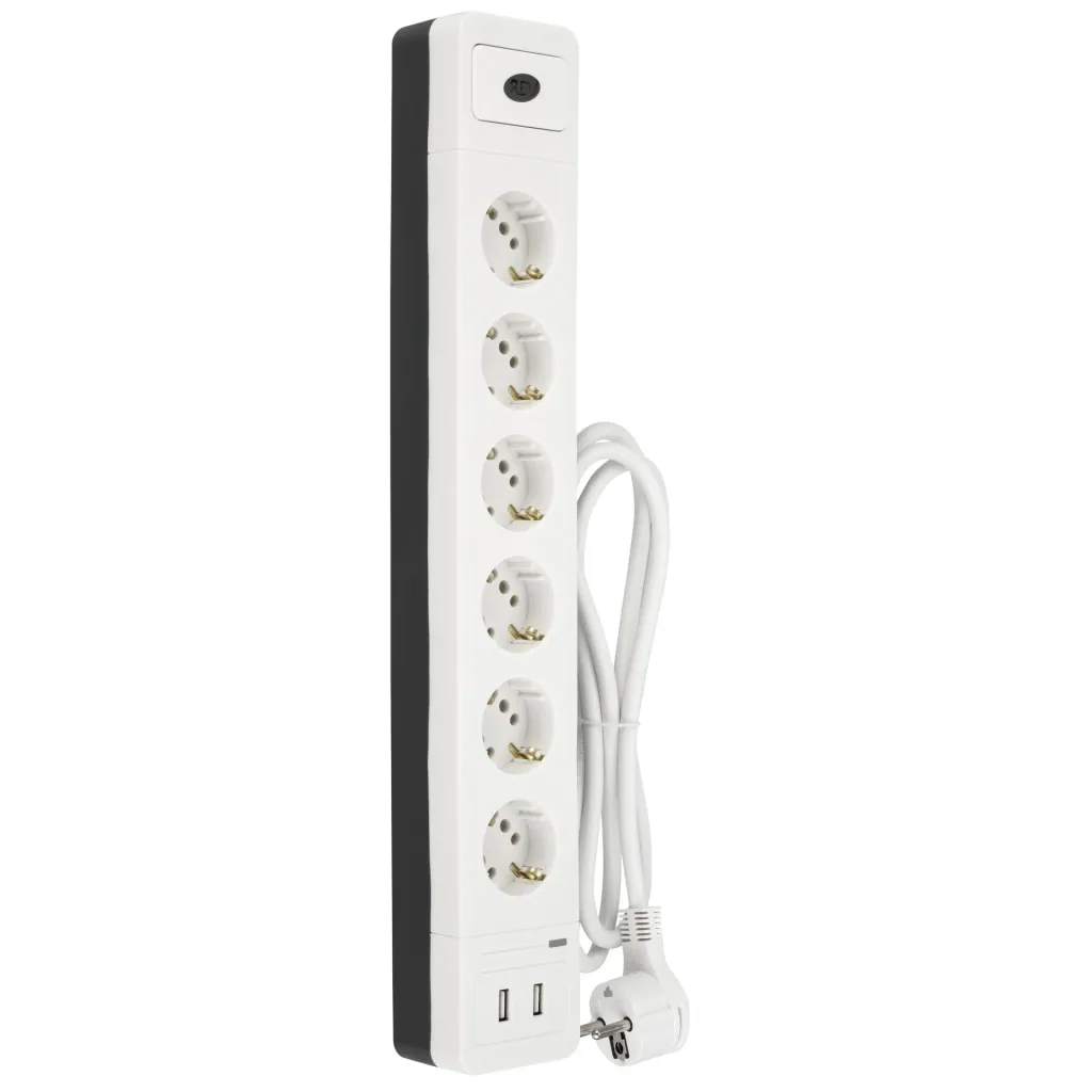 3-way power strip with combo plug system
