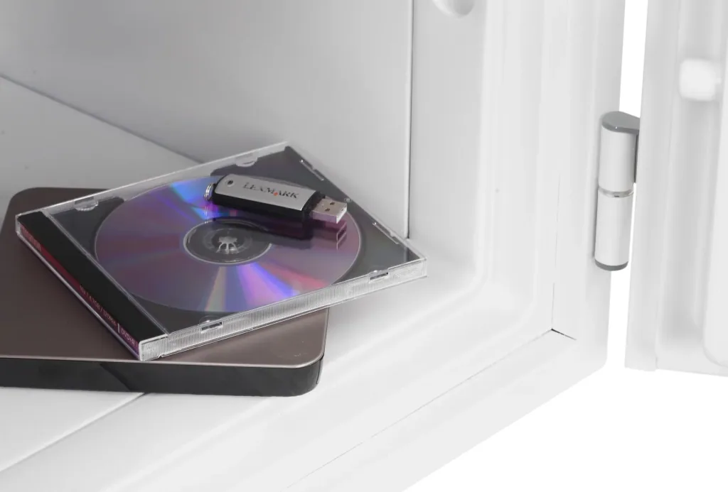 Document safe Titan FS1283E R2 with a highly secure, user-friendly electronic keypad lock