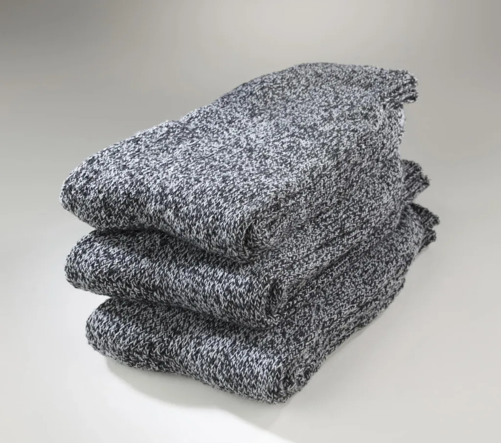 Outdoor socks in a pack of 3, black mottled, size 39/42