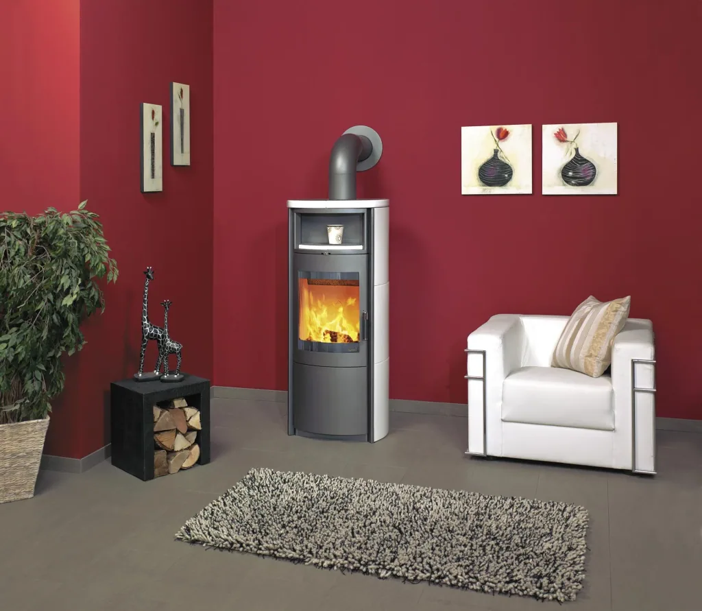 Nika ECOplus wood-burning stove (5 kW) cream-white, continuous burning, 3-in-1 comfort control, external air supply