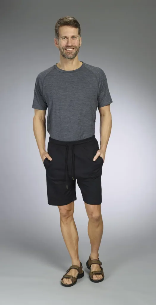 Shorts with elastic waistband, color black, size M
