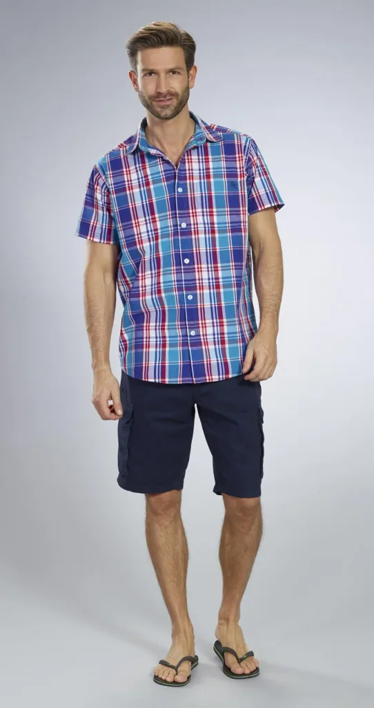Casual shirt, short sleeves, blue/red/turquoise checked, size 39/40