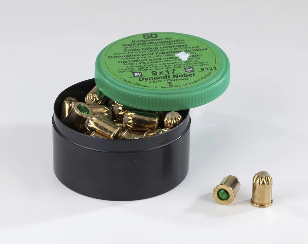 Green shot cartridges - for pigs, calves, sheep