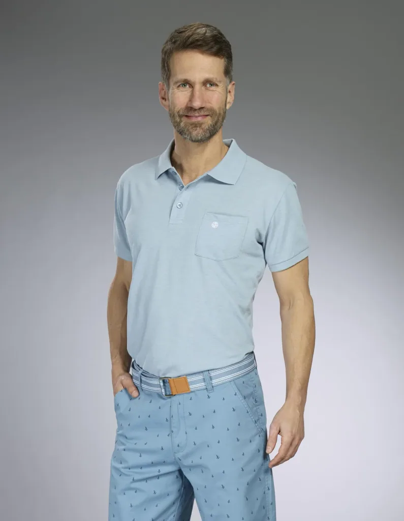 Polo shirt, light blue, size M