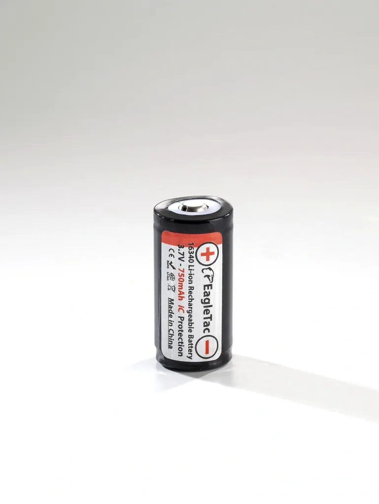 EagleTac Li-Ion Akku 16340 - CR123 mit Schutzschaltung, 750mAh, 3.7V