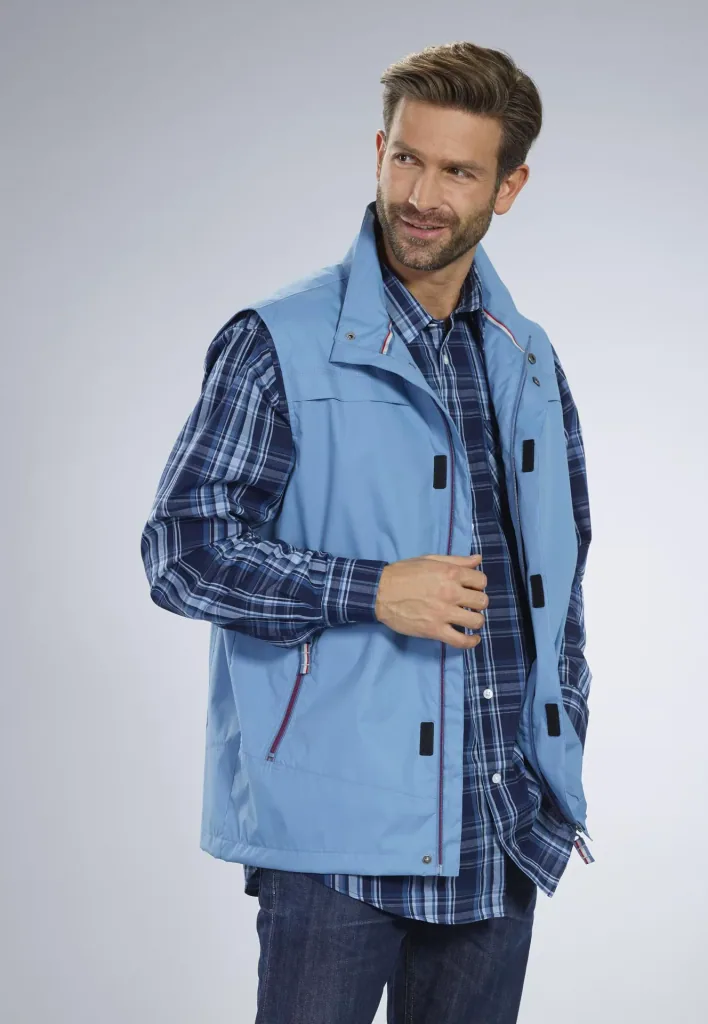 Casual shirt, navy/light blue checked, size 39/40